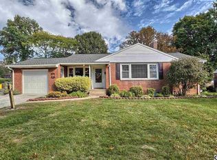 3744 Sharon St, Harrisburg, PA 17111