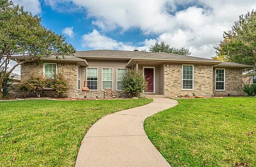 2813 Glen Forest Ln Photo 1