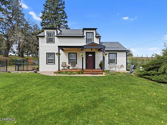 4th image of 2880 Naches Heights Rd