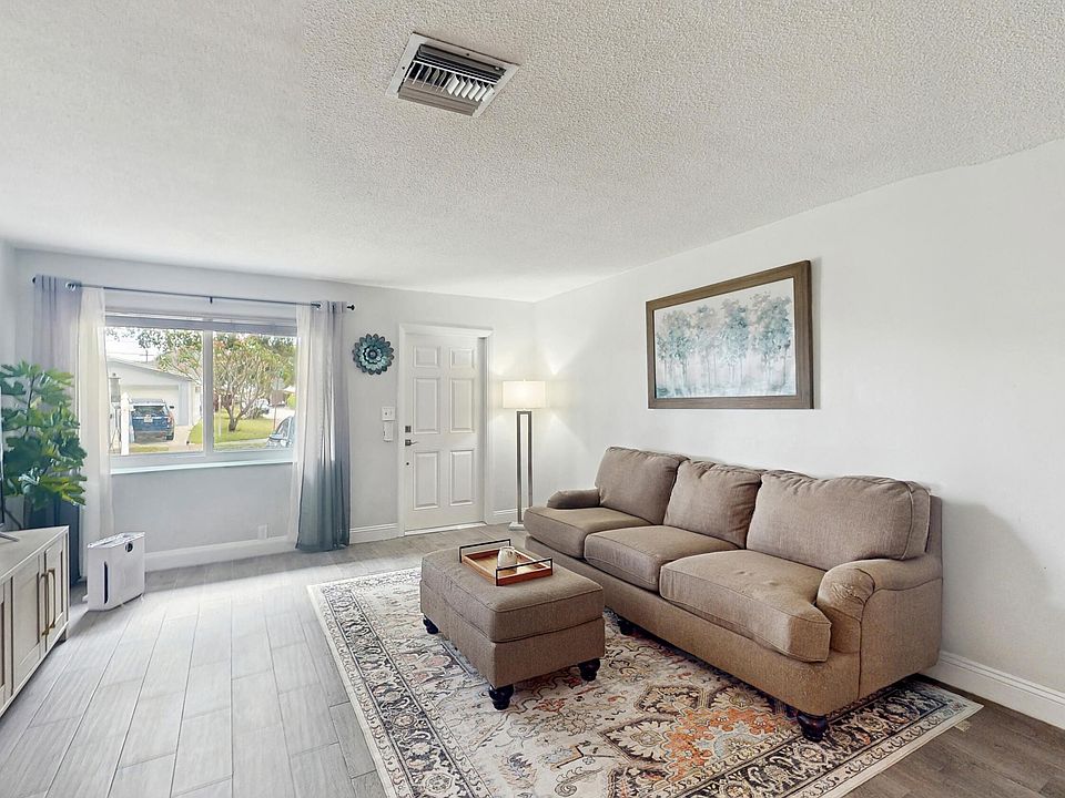 1st image of 2407 NW 55th Street