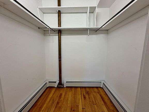 4th image of 1102 Cambridge St
