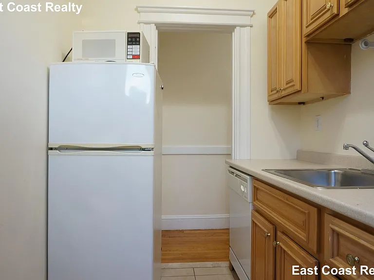 1846 Commonwealth Ave #15 — Photo 4