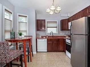 35 Maple St UNIT 3, Waltham, MA 02453