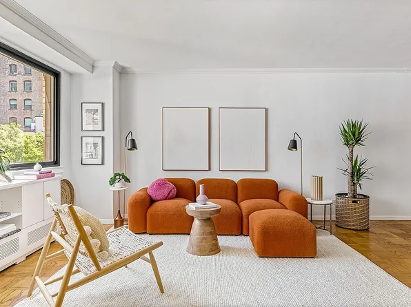 16 W 16th St APT 8TN, Manhattan, NY 10011