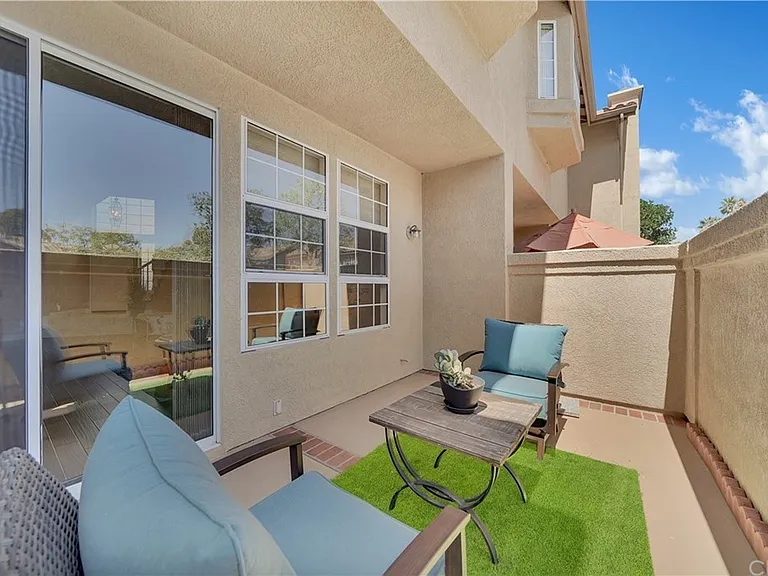 40 Promontory Park — Photo 23