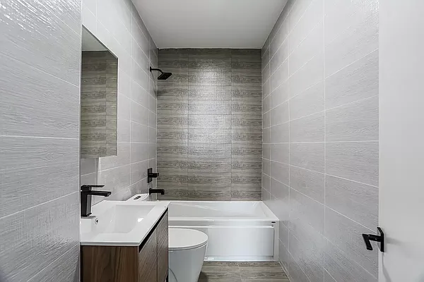 Rented by Brooklyn Group | media 8