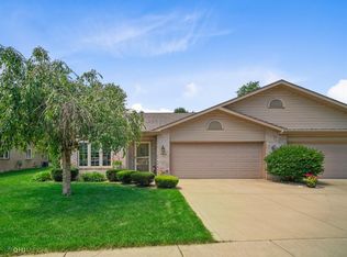 762 Ravinia Dr W, Valparaiso, IN 46385