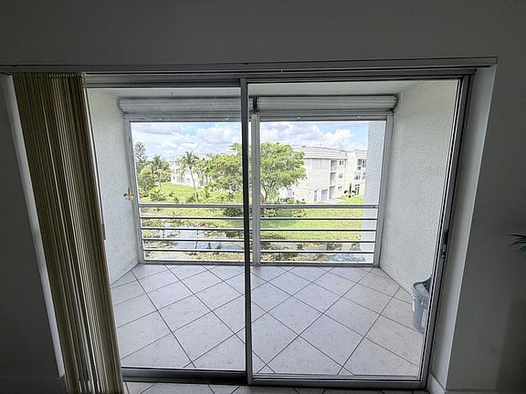 4th image of 8350 Sunrise Lakes Blvd APT 310