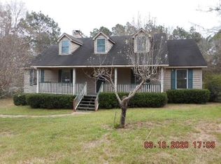 8880 Sealey Ln, Chunchula, AL 36521