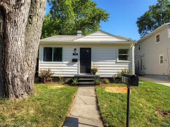 110 W Tennyson Ave, Pontiac, MI 48340