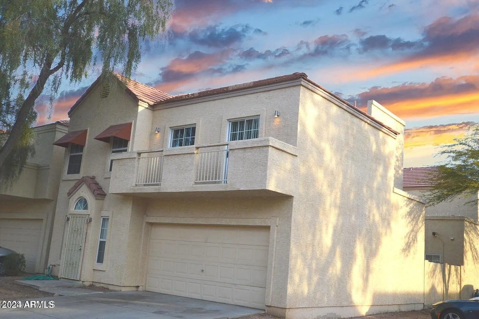3 bed, 2.0 bath, 1462 sqft, $2,100 — Photo 2