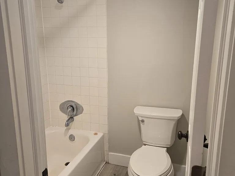 1287B Lake Shore Dr #214 — Photo 11