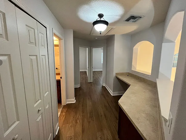 3641 Titanic Cir — Photo 24