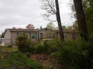 10588 Woodland Ave, Conneaut Lake, PA 16316