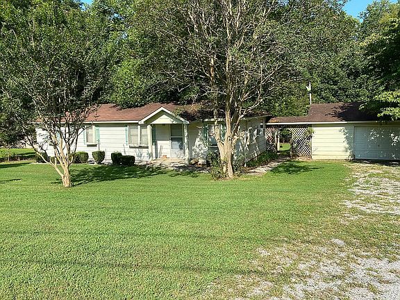 2nd image of 1577 Walker Ln