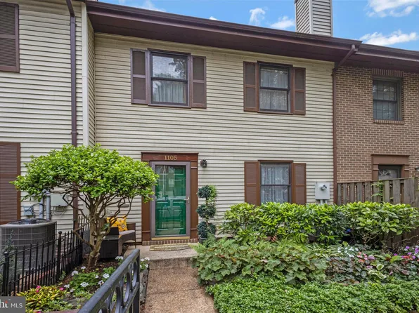 1105 N Stafford St, Arlington, VA 22201