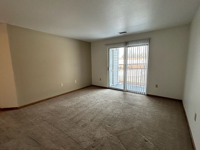 1st image of 4684 Park Ln #4684