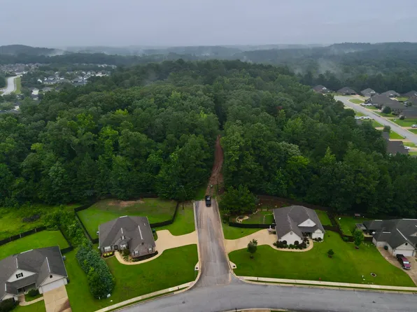 5000 Cypress Hill Rd, Northport, AL 35473