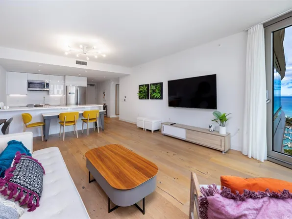 1001 Queen St #3003, Honolulu, HI 96814