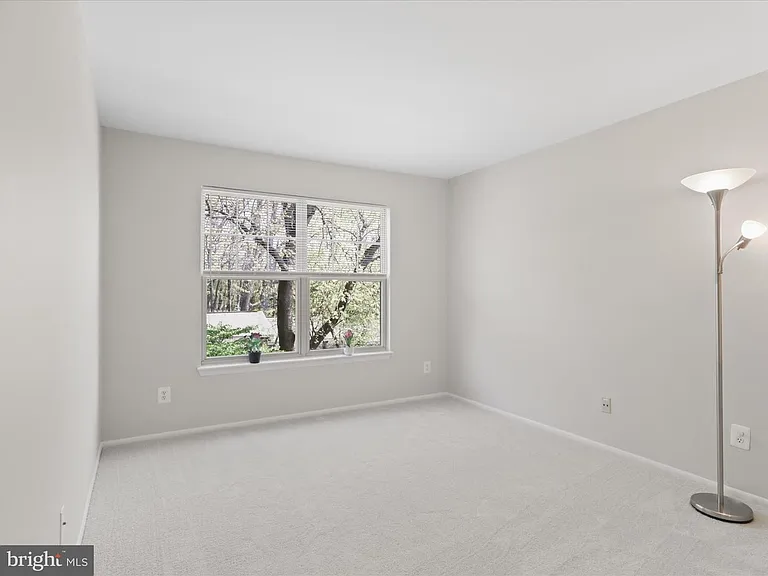 1719 Ascot Way #C — Photo 32