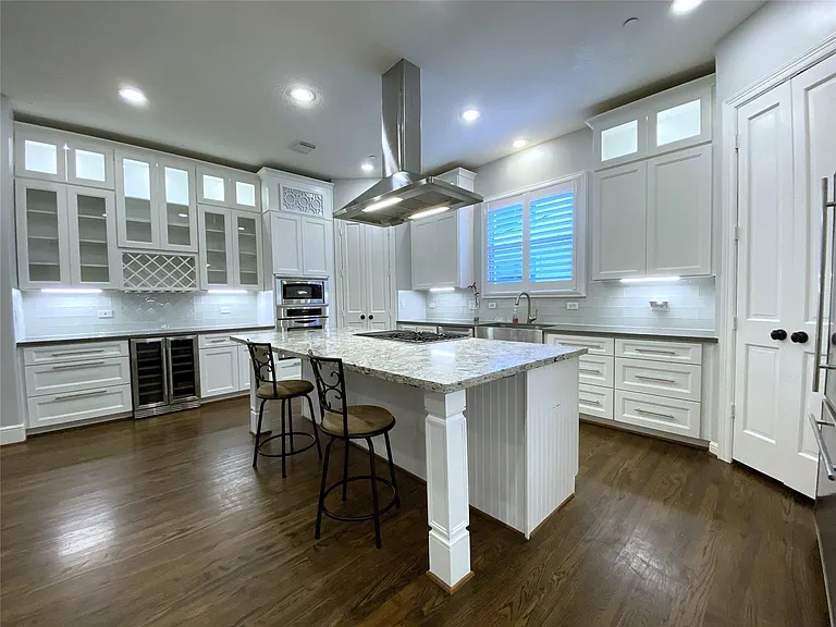 1012 Crocker St — Photo 19