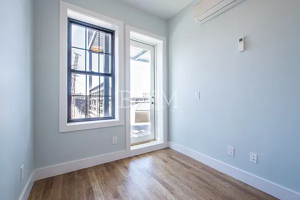 Rented by Brick&Mortar | media 15