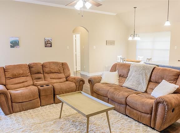 4th image of 8540 Larry Ct