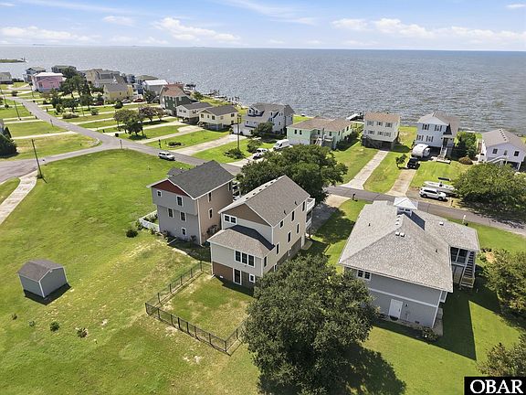 3rd image of 1710 Harbour View Dr