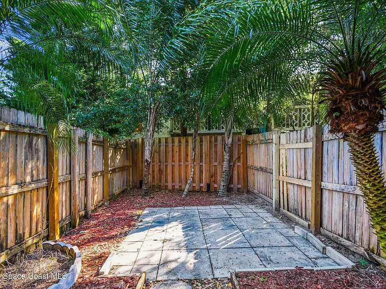 3687 Royal Oak Dr #6 — Photo 24