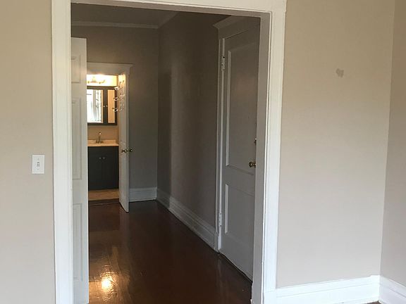 3rd image of 2237 N Kedzie Blvd APT 3