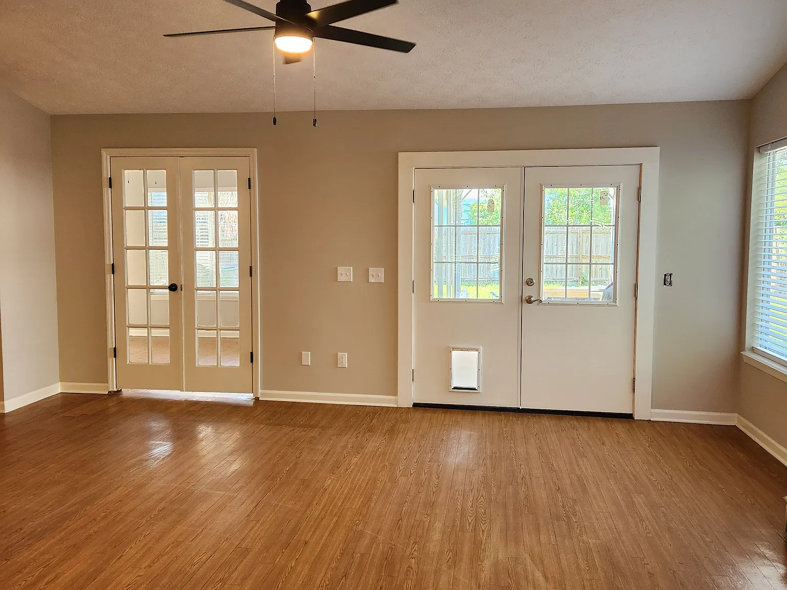 2 bed, 1311 sqft, $1,800 — Photo 4