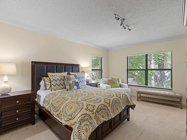 2835 Polo Island Dr #H202 — Photo 26