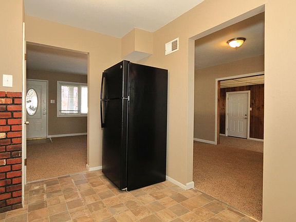 5th image of 8330 Buddie Dr
