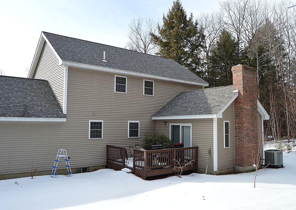 Great deck off family room