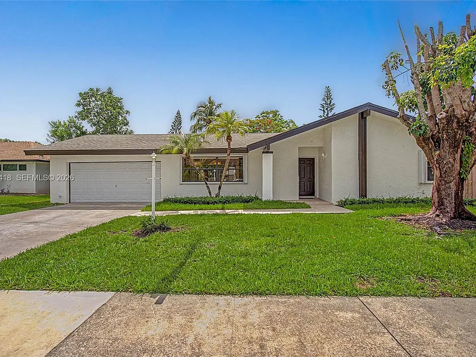 10711 SW 116th Ave