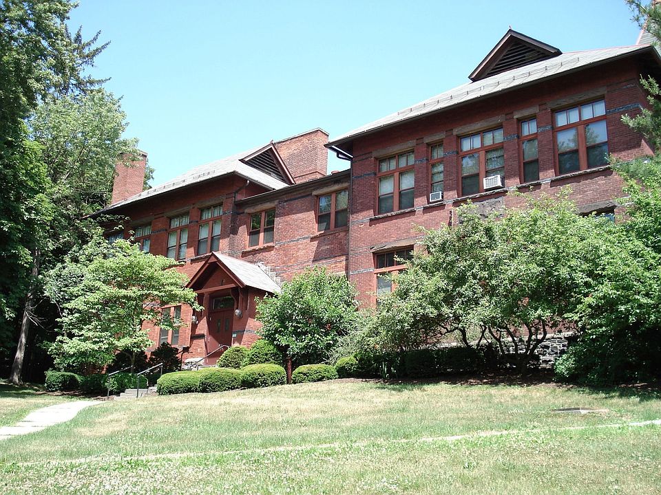 Historic East Hill Cooperative