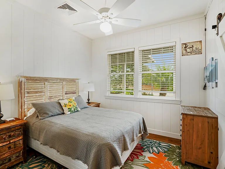 Bedroom 4 with Jack and Jill bathroom