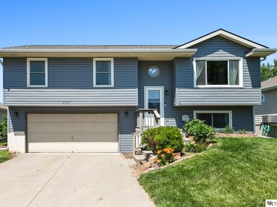 6105 NW 12th St, Lincoln, NE, 68521