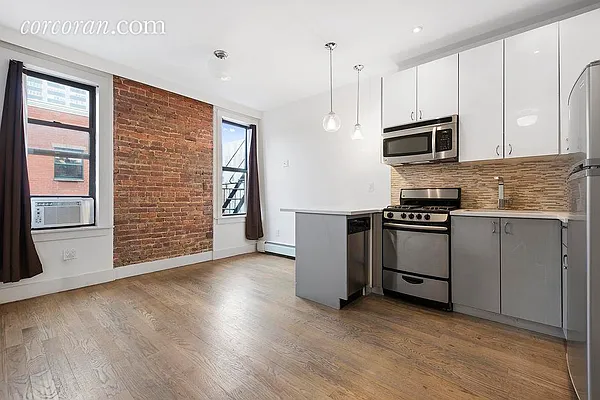 Rented by Corcoran | media 17