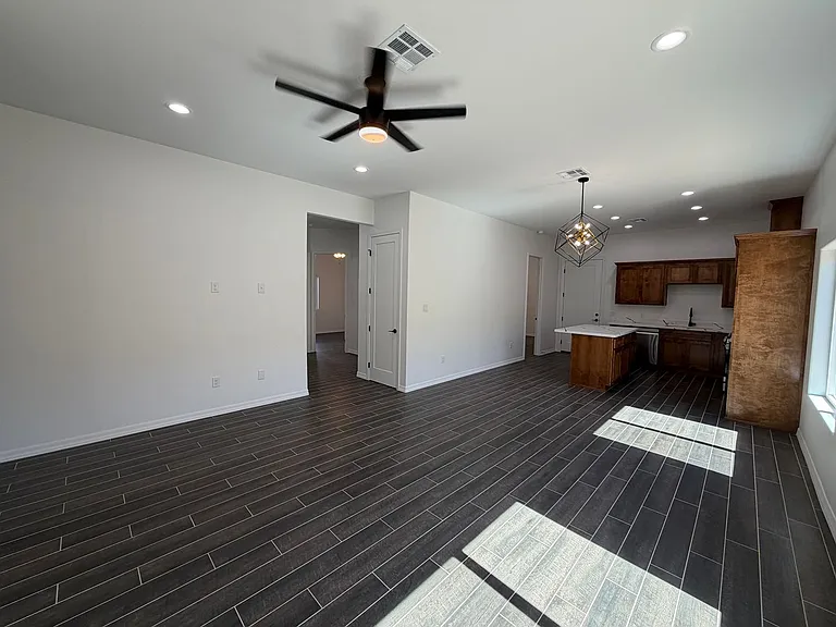 7888 E 35th Pl — Photo 3