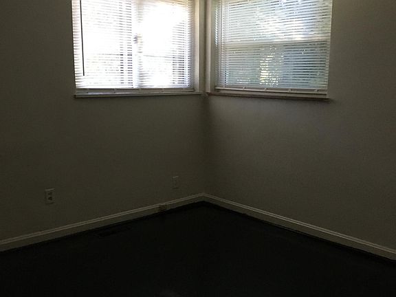 5th image of 6249 Stover Ave #1