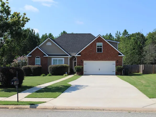 304 Piedmont Ln, Bonaire, GA 31005