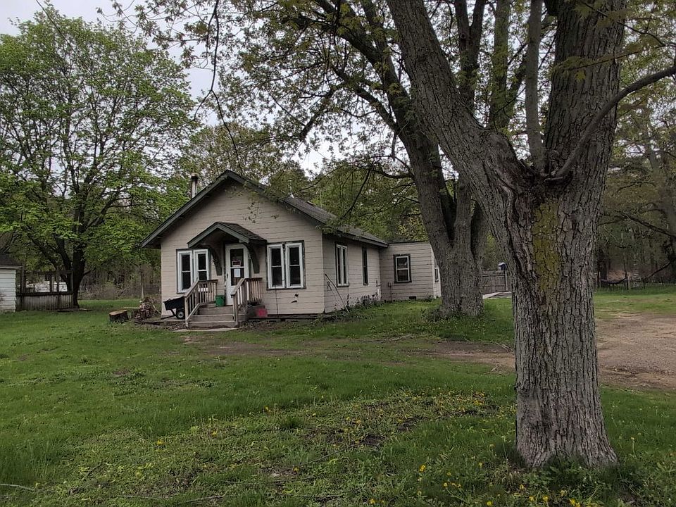 1st image of 894 Butternut Dr