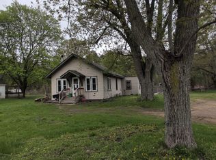 894 Butternut Dr, Holland, MI 49424