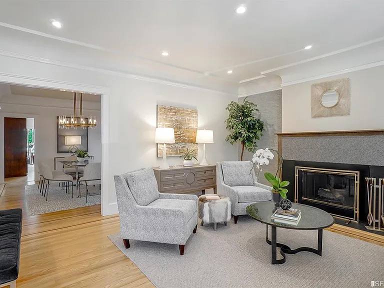 256 Mallorca Way — Photo 4