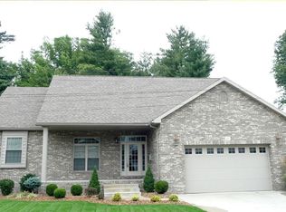 105 37th St, Vienna, WV 26105