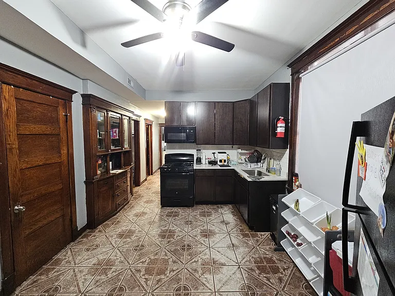 2532 S Albany Ave #1 — Photo 13