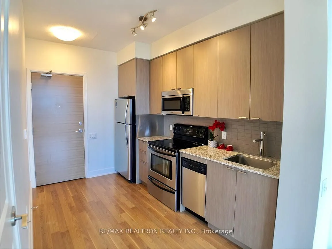 1 bed, $2,300 — Photo 3
