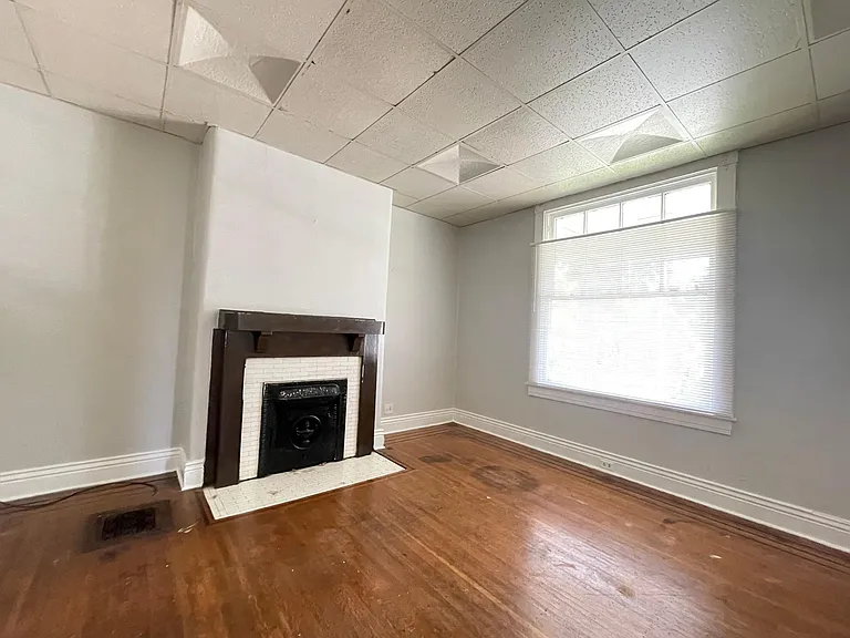 2122 Bonnycastle Ave #1 — Photo 7