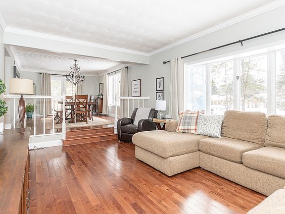 5th image of 8365 Plover Dr